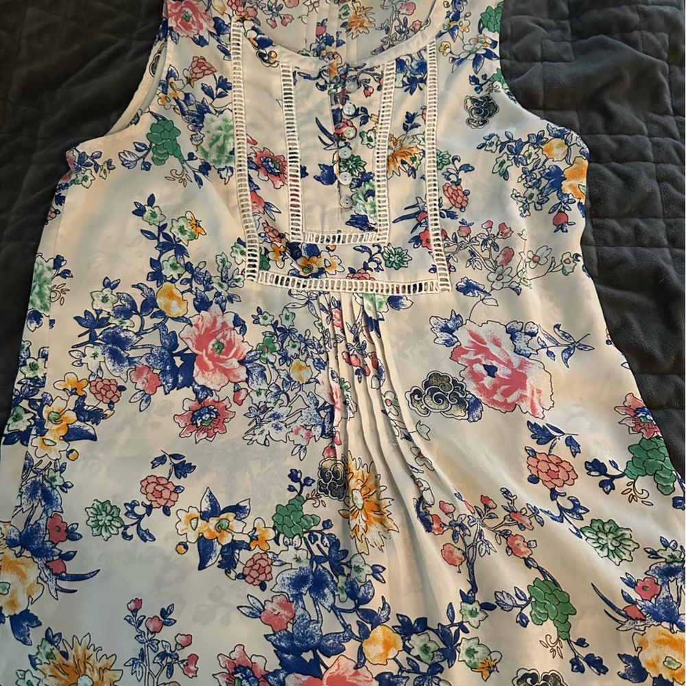 Floral Daniel Rainn petite small
